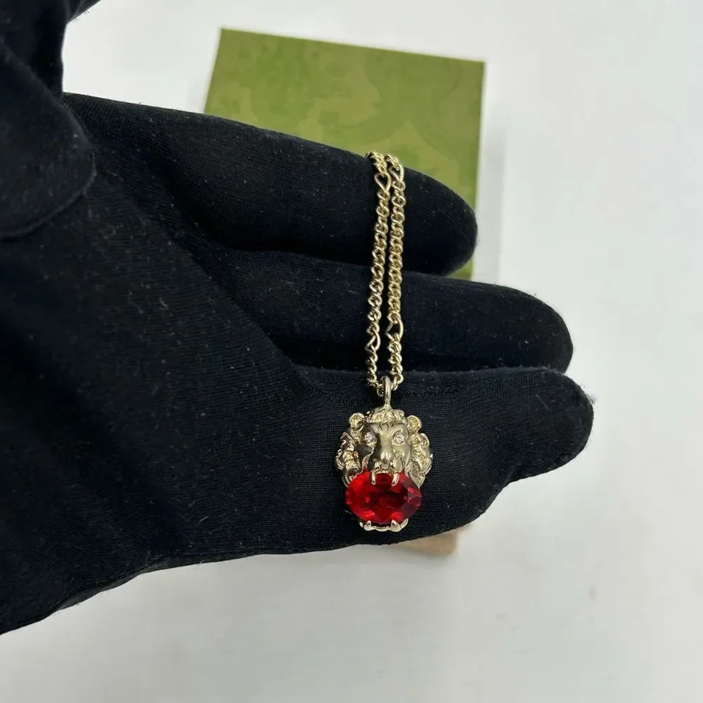 Gucci iconic gold tone lion head crystal necklace made in Italy - Picture 1 of 9